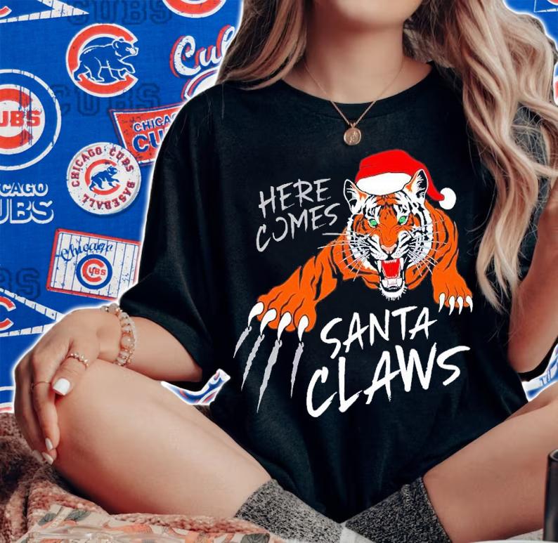 Here comes Santa Claws shirt t-shirt woman shirt