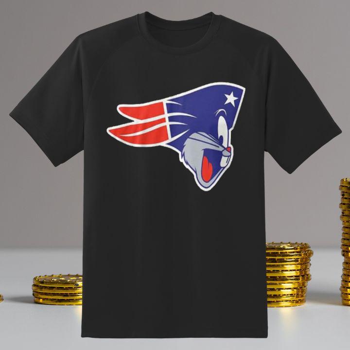 Hot Bugs Bunny Mashup New England Patriots Looney Tunes T-Shirt